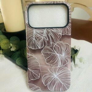 Elegant Leaf Design Phone Case - Tan for iPhone 17 Pro Max